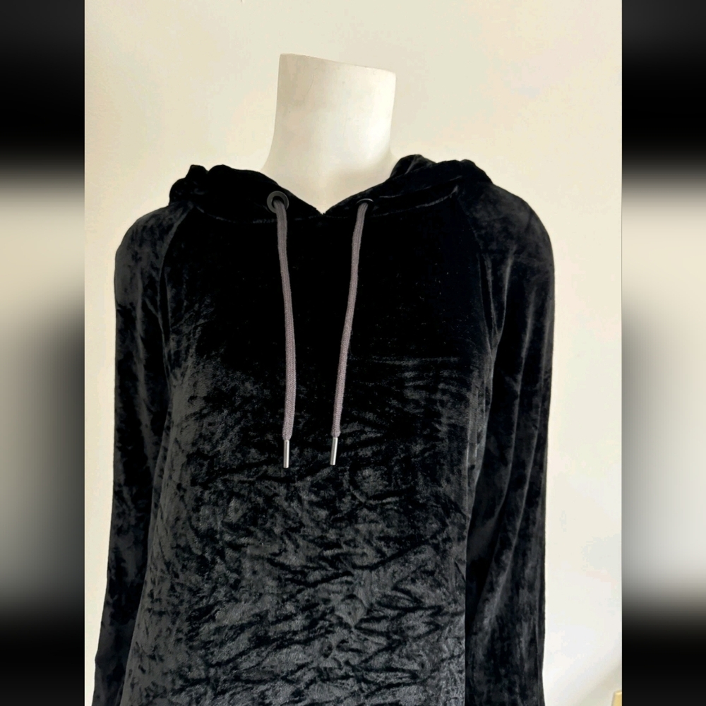 Alice + Olivia Black Velvet Hoodie Sweatshirt Dress